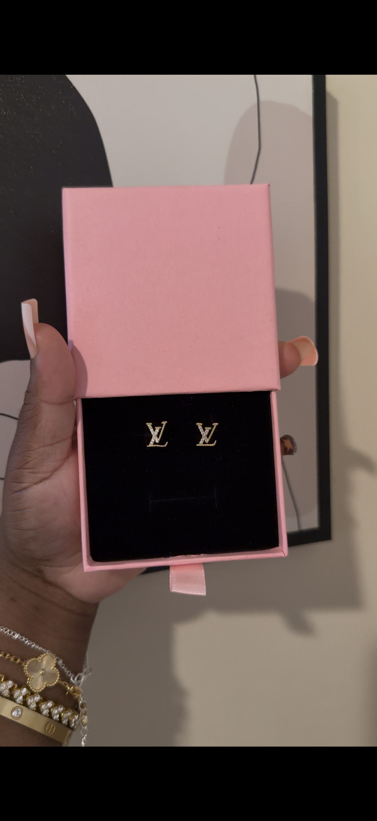 LV Studs